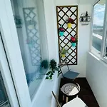 Center Luxury Apartment *