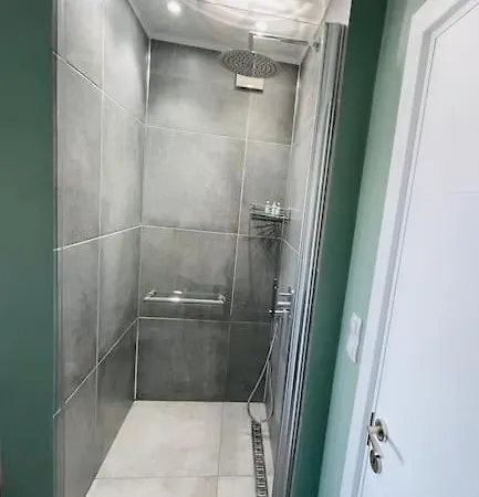 דירה Center Luxury וארנה